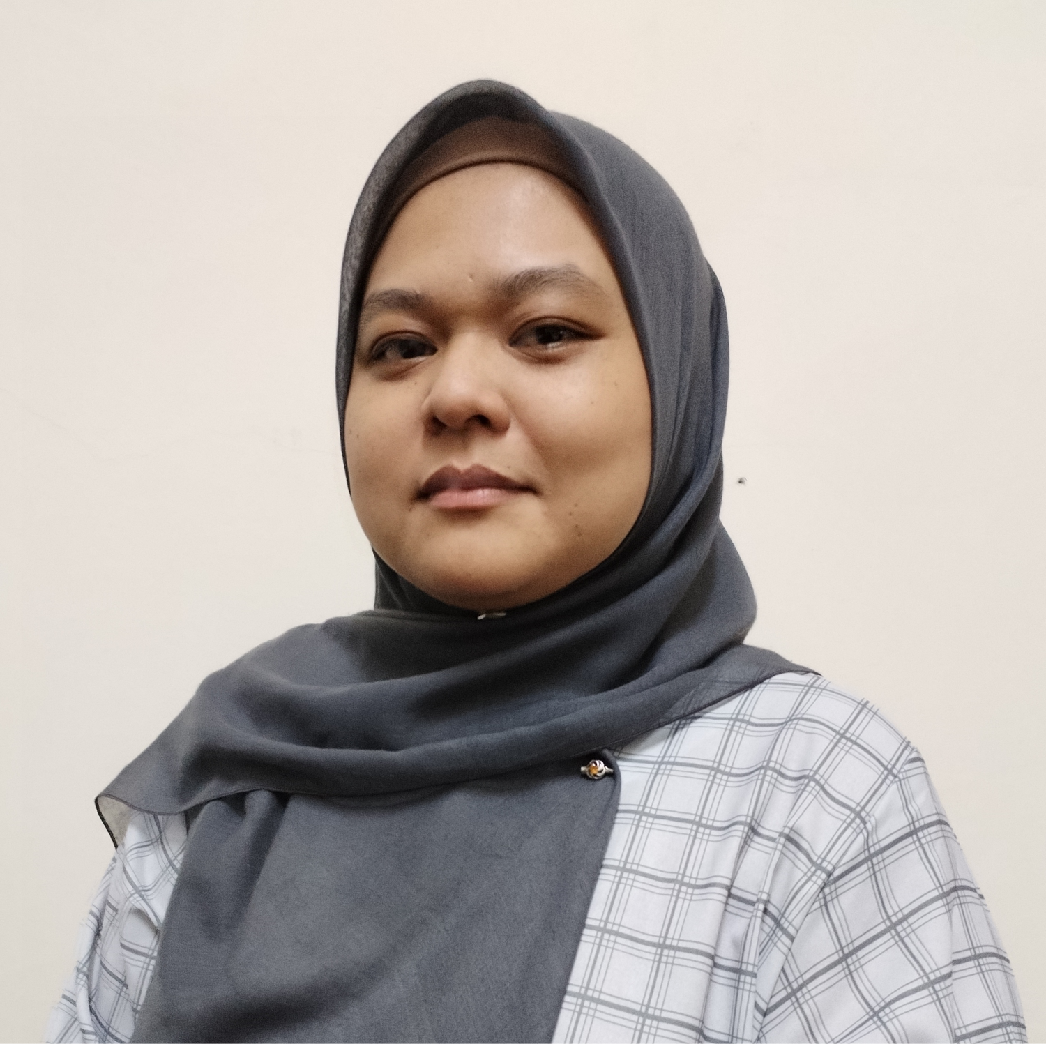 Nur Alieya<br/>Binti Roslan